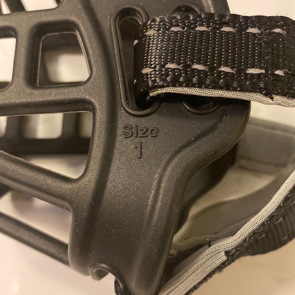 Dog muzzle. Never used. - Picture 3 of 6